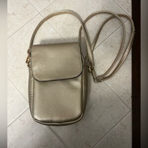 Chic Metallic Crossbody Bag